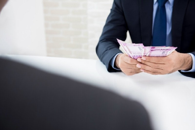 Weighing Benefits and Drawbacks of Portfolio Management